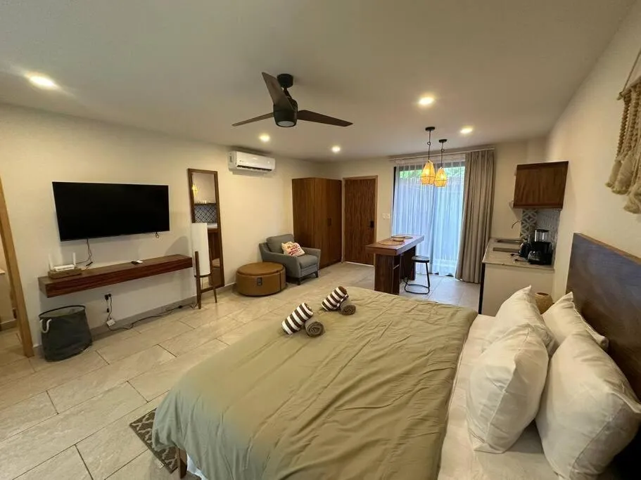 Image of Pool view Studio