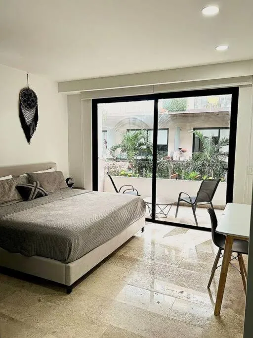 Image 3 of Prime Location and Comfort Wi-Fi Pool View Studio 112A