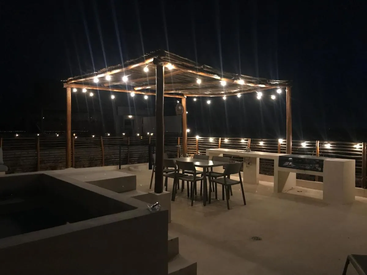 Image 2 of Private Rooftop Penthouse with pool, BBQ & Jungle View