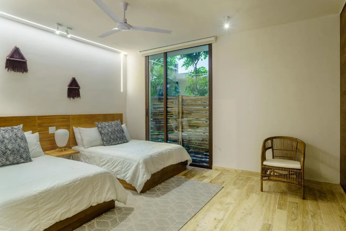 Image 1 of Private pool apartment for groups