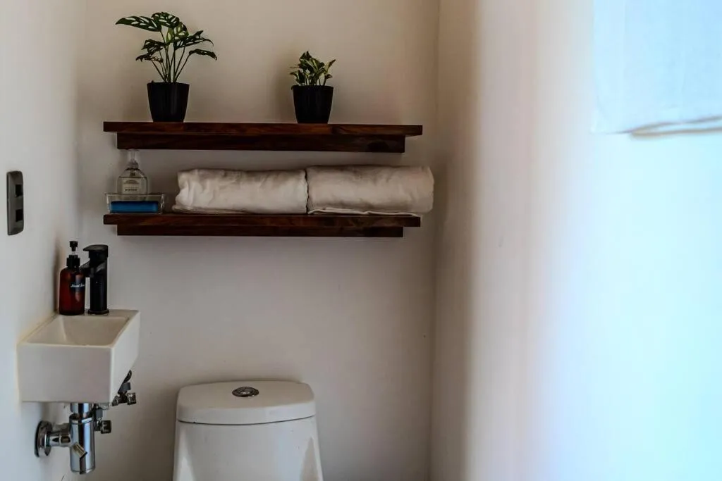 Image 2 of Private pool & bedroom paradise