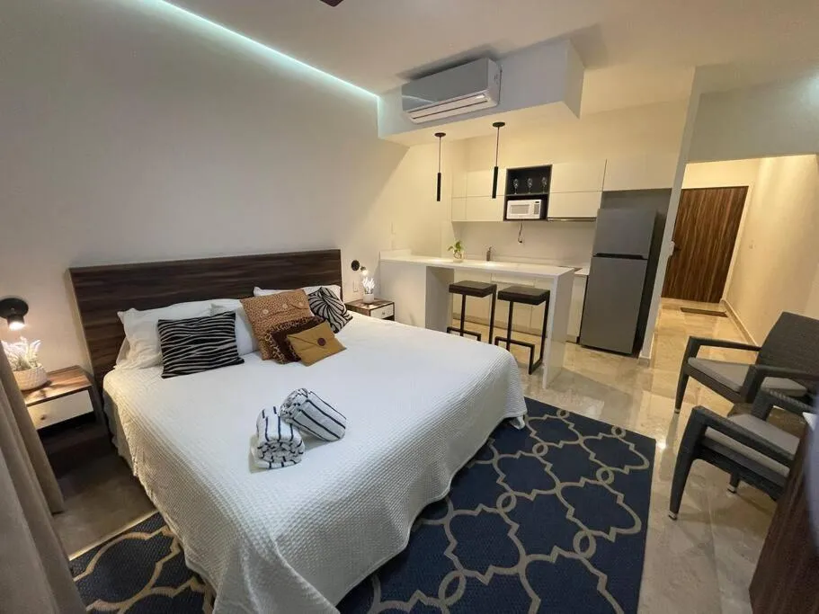 Image of *Promo*Modern Studio Prime Area