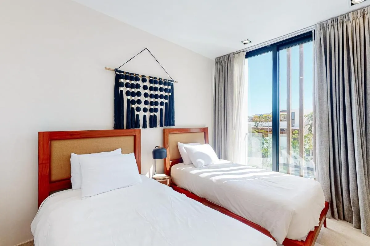 Image 1 of Pure Tulum 303