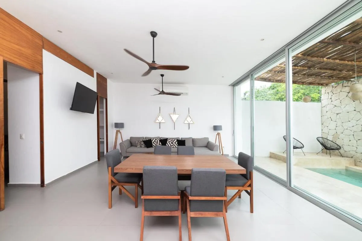 Image 5 of Relaxing 2 bedroom apartement in the center of tulum with private pool and terrace