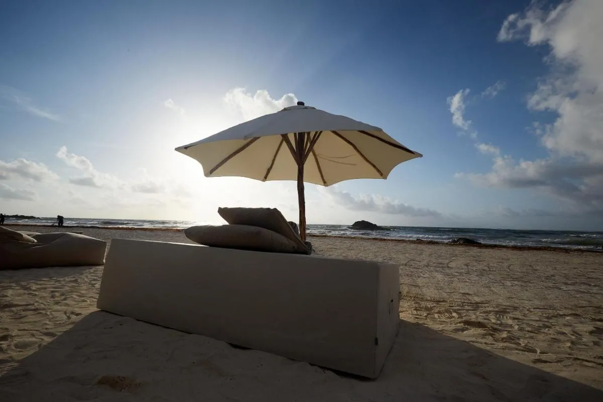 Image 5 of Roc Luxe Tulum