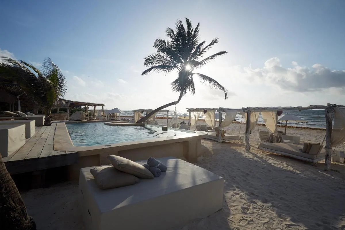 Image 4 of Roc Luxe Tulum