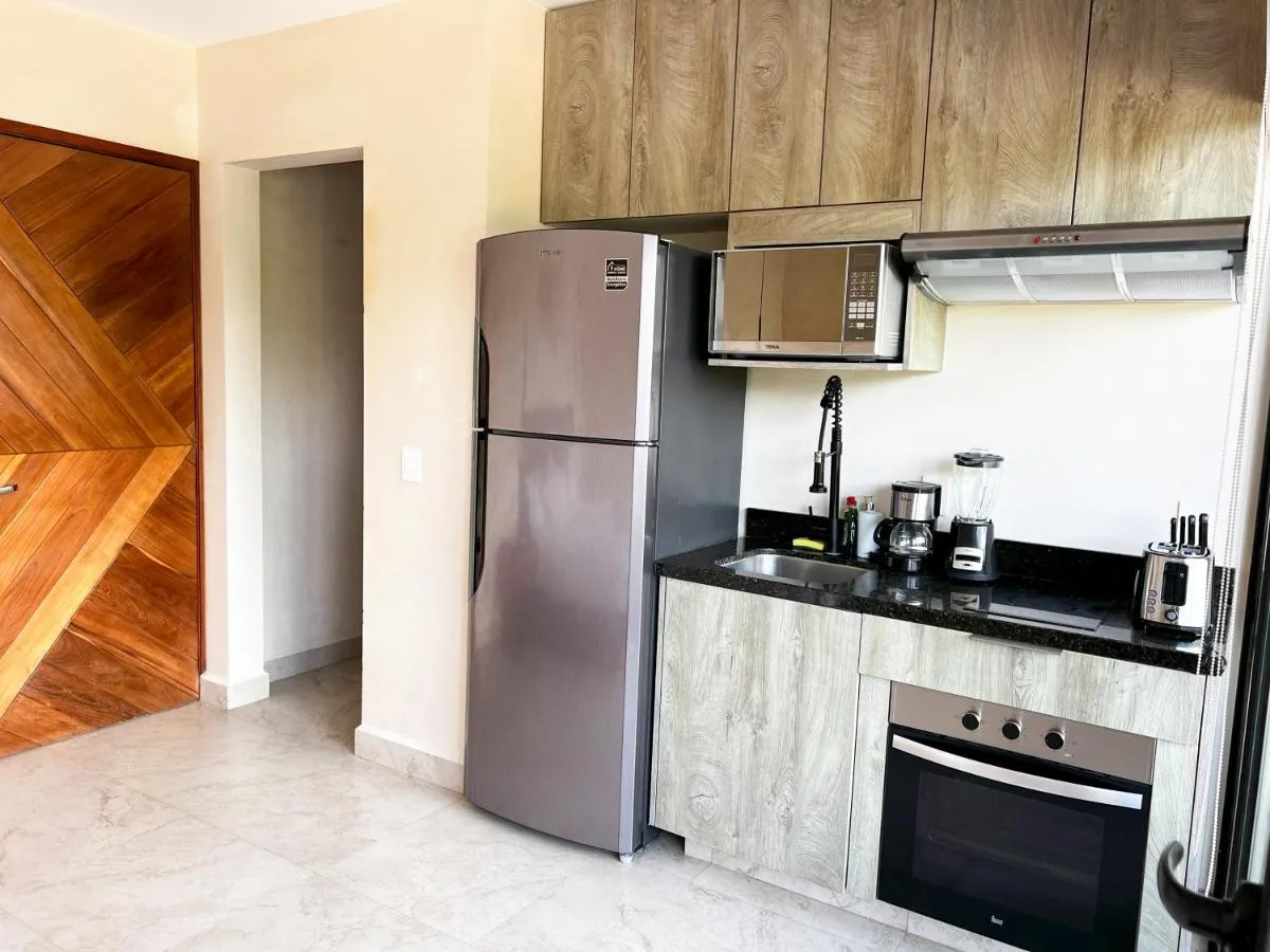 Image 4 of Romántico estudio en la veleta, alberca privada