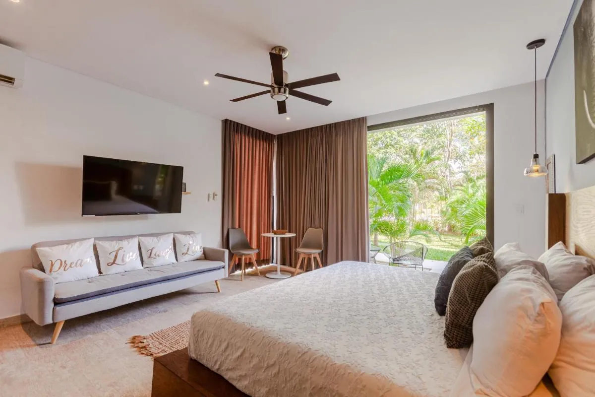 Image 5 of Room fully equipped with free access to Spa and Gym