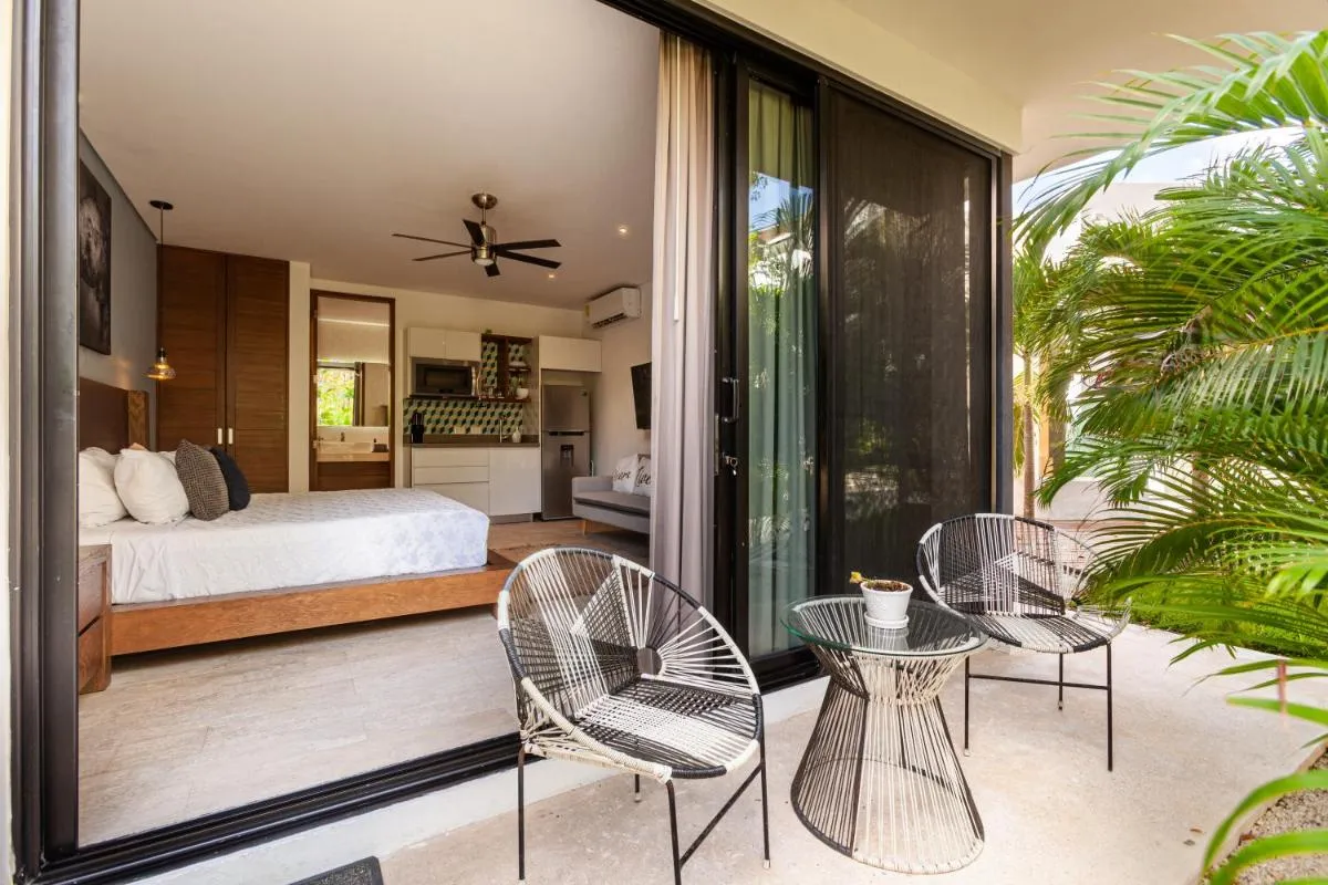 Image 6 of Room fully equipped with free access to Spa and Gym