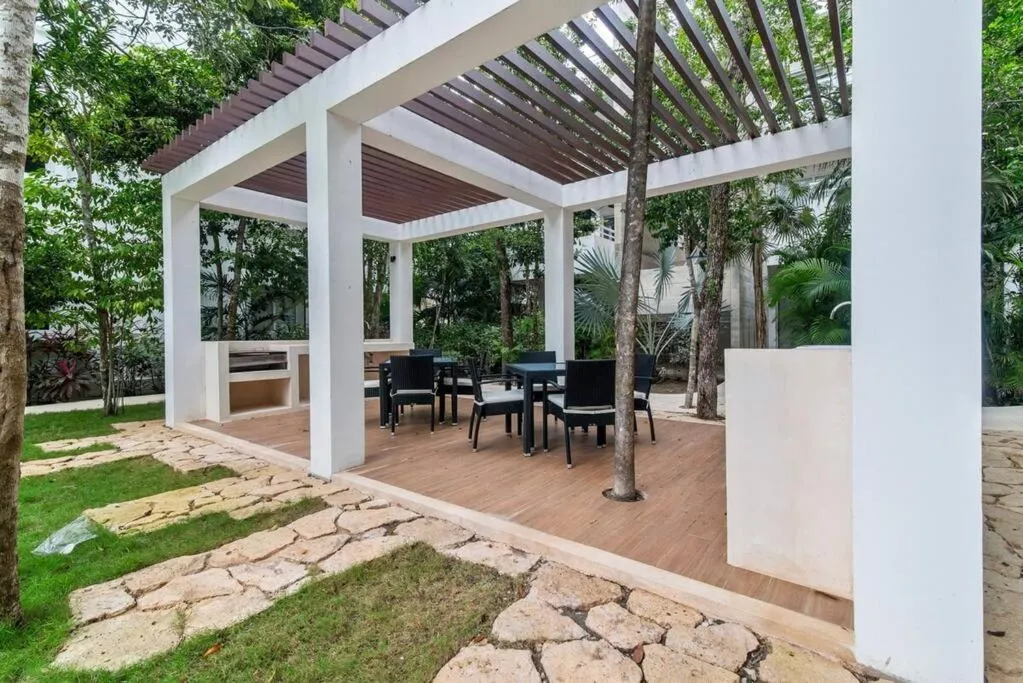 Image 6 of Serene Private Rooftop Jacuzzi Penthouse 2 Pools 5 Min To Beach + Gym