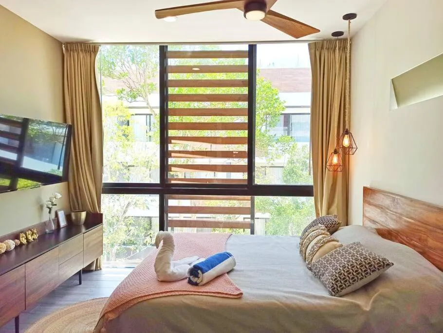 Image 1 of Skyline 2 NEW 2BR/2Bath Apt PRIVATE POOL/ROOFTOP