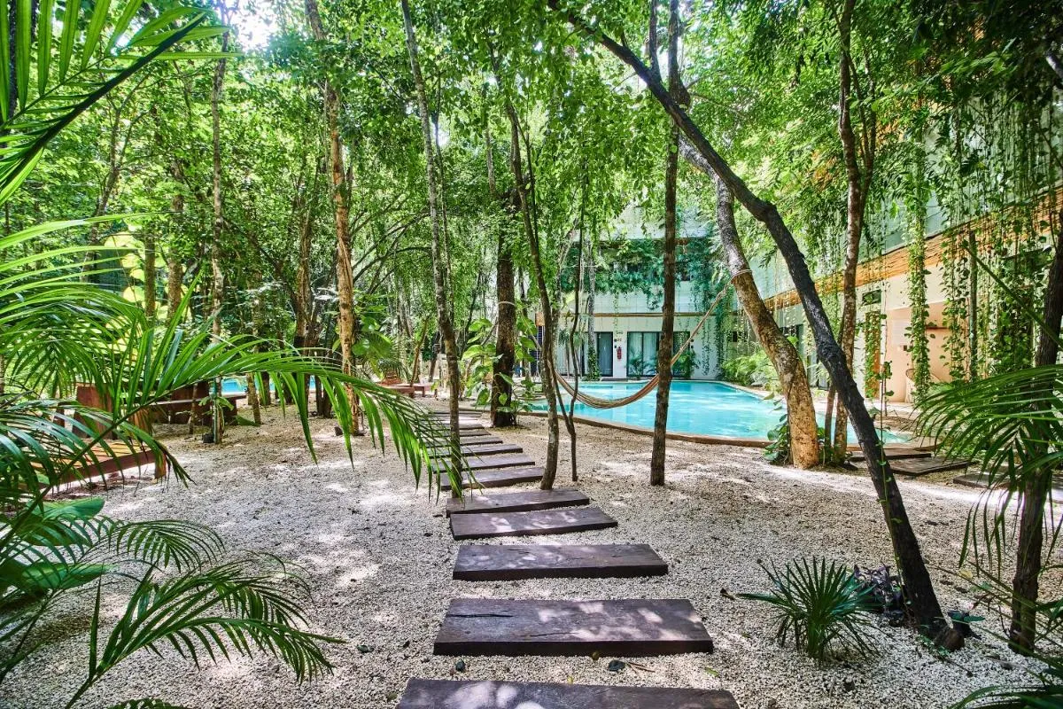 Image 3 of Skyview Penthouse 7