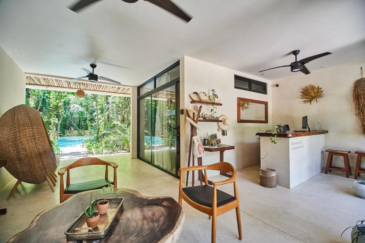 Image 4 of Skyview Penthouse 7