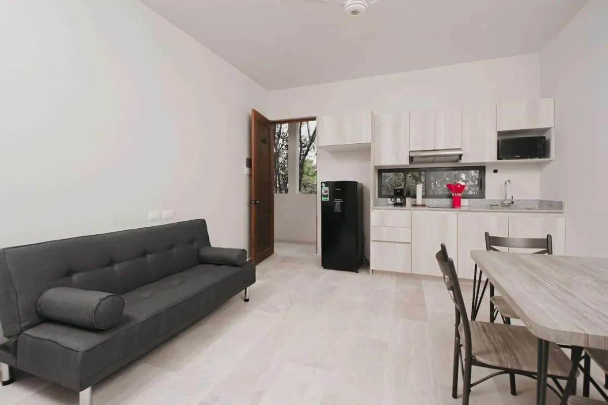 Image 2 of Smart Depas La Veleta Luxury Apt C205