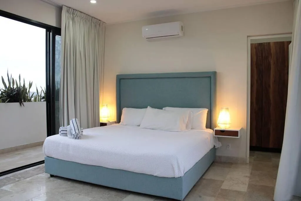 Image 6 of Spacious 3 bed penthouse with rooftop and gym