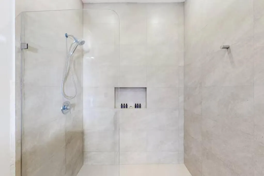 Image 2 of Spacious Condo, beautiful pool, Wi-Fi – Casa Kaanal 104