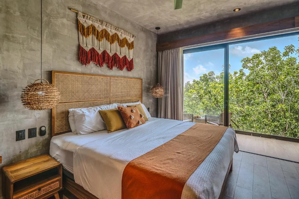 Image of Stylish Studio PH with Private Pool-Gym-Superstore