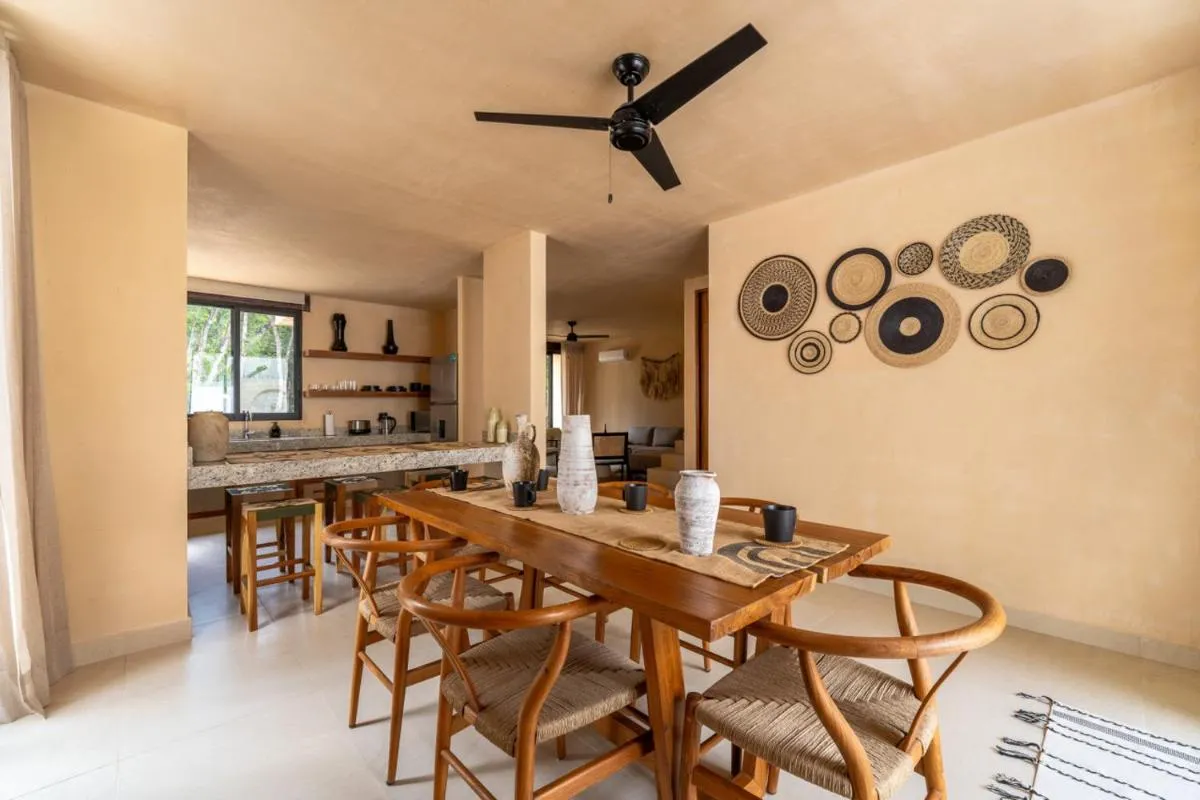 Image 4 of Surenna Jungle Oasis Villa