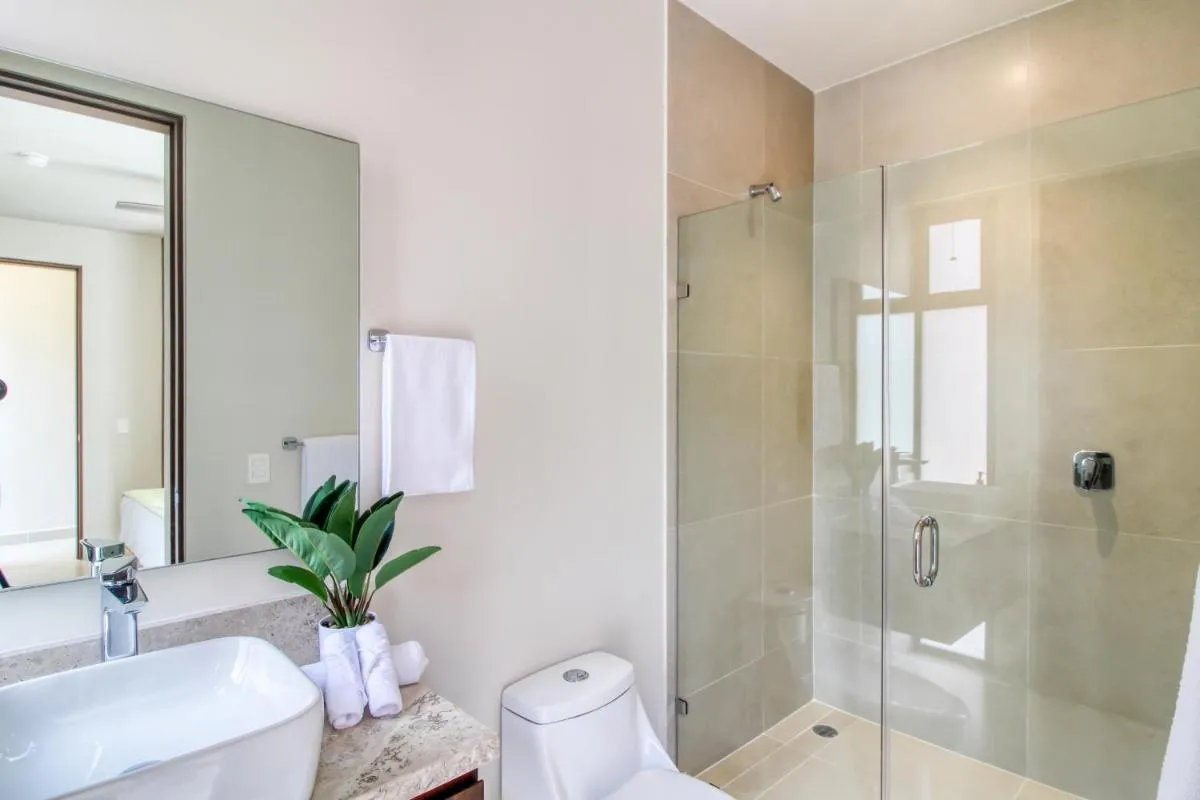 Image 2 of TAO Edena 24