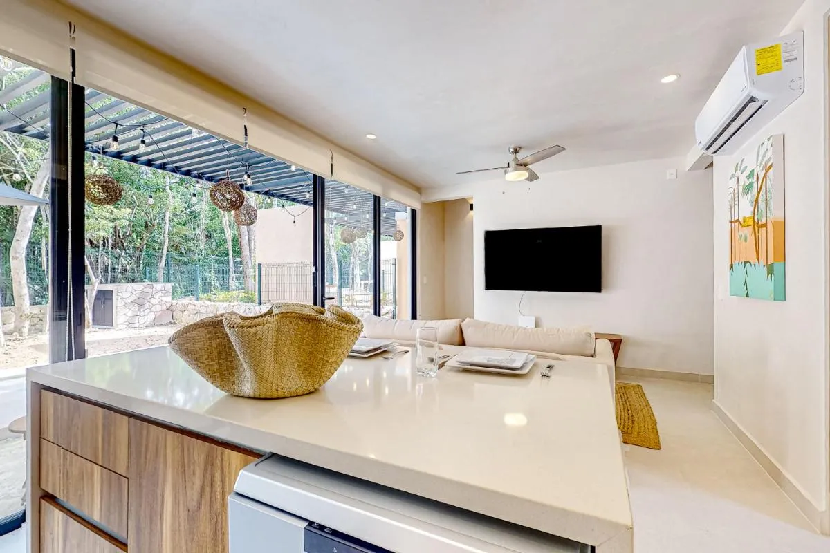 Image 5 of TAO Edena 35