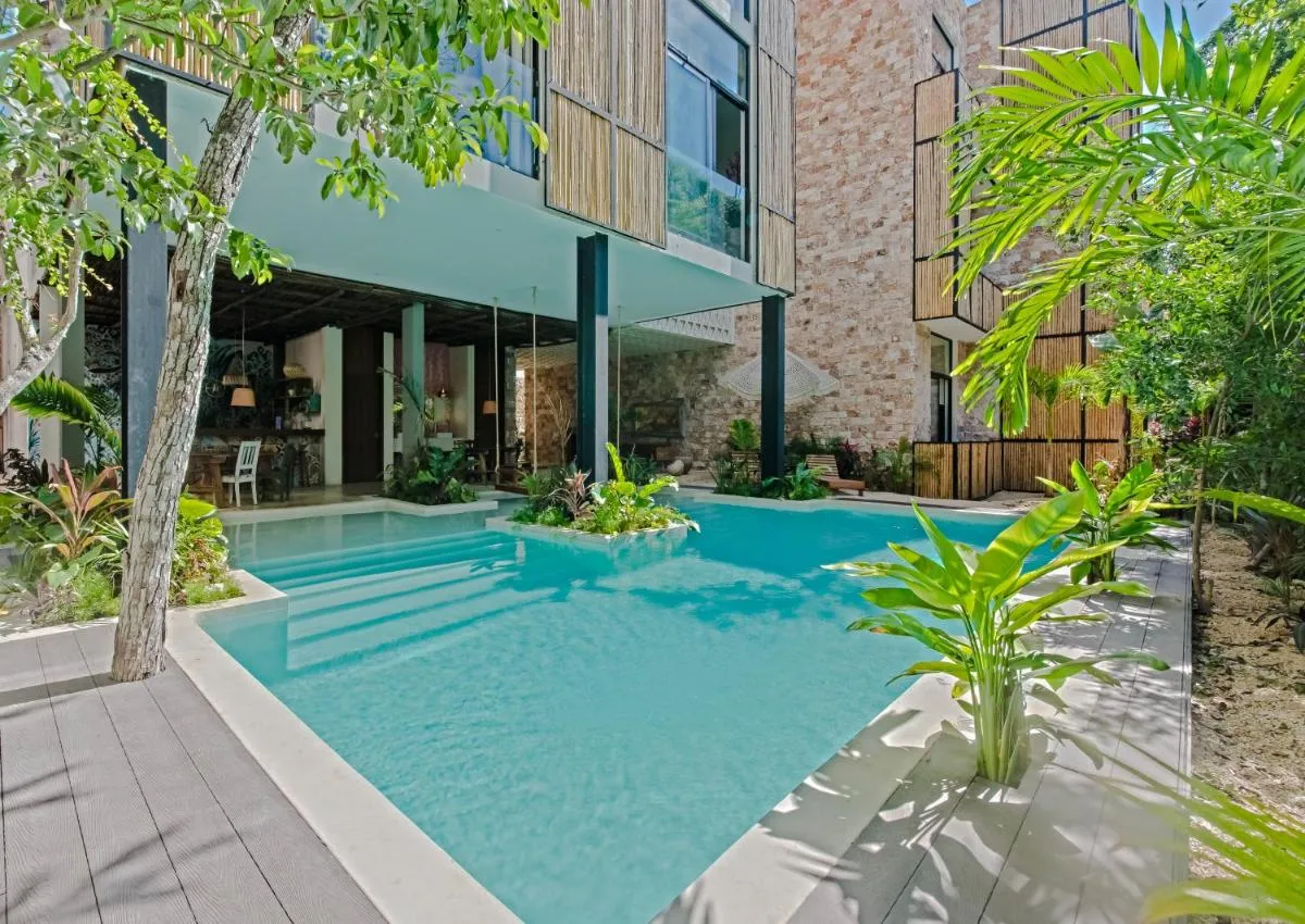 Image 3 of Tanah Manor