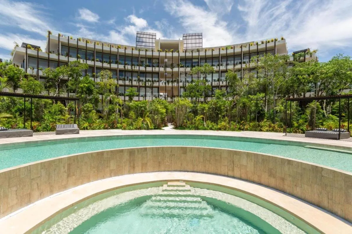 Image 5 of Temple Paradise Luxury Suites 6 Min From Beach