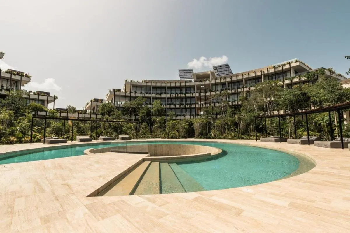 Image 6 of Temple Paradise Luxury Suites 6 Min From Beach