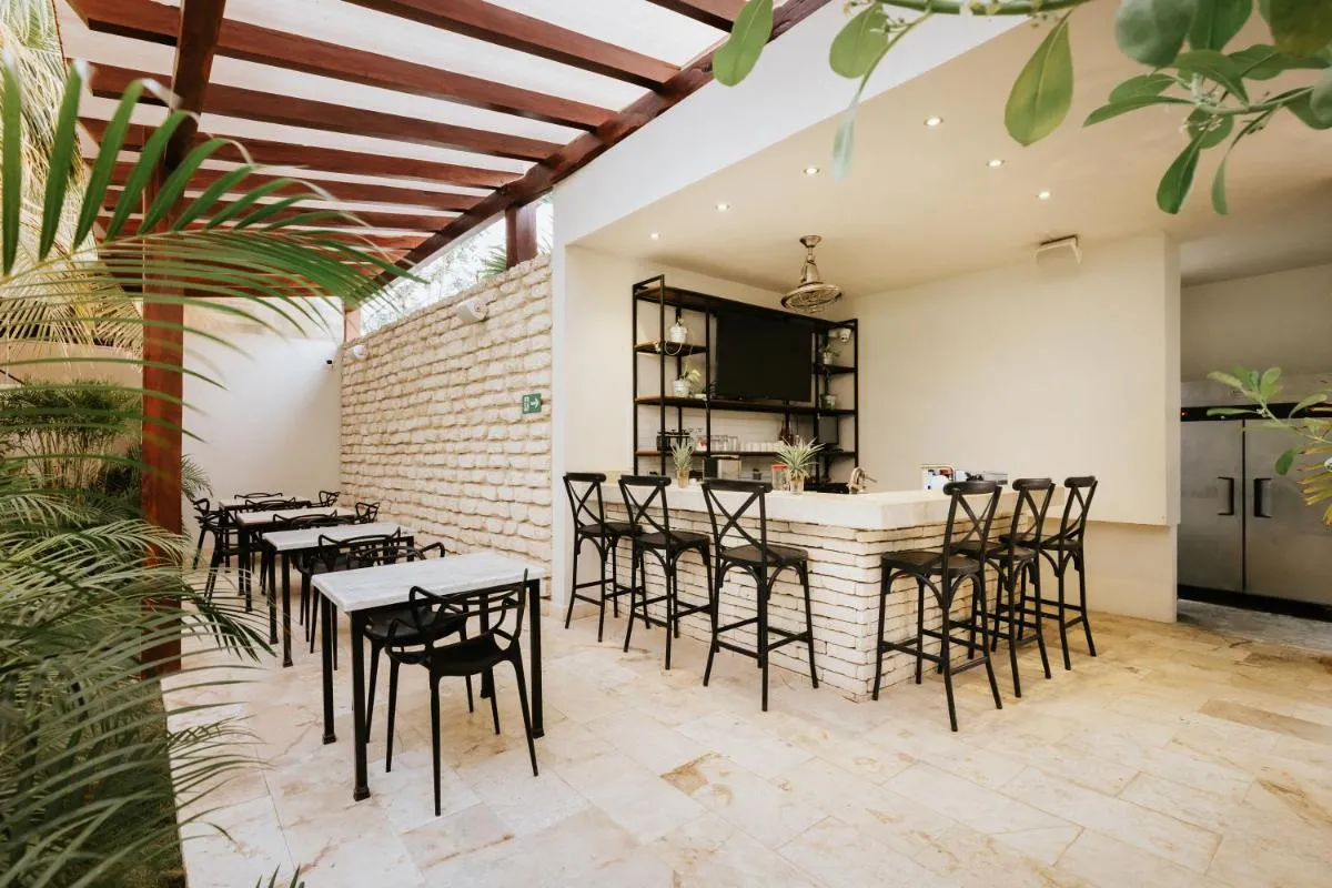 Image 2 of The Strabon Tulum