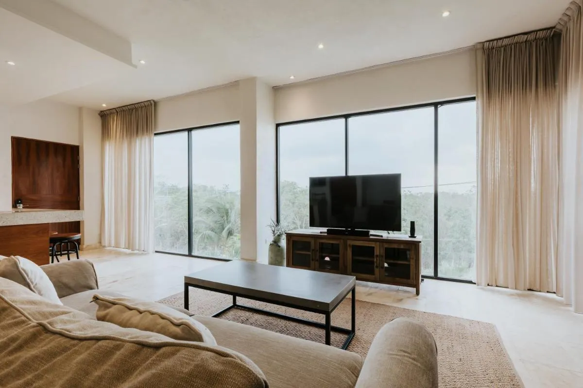 Image 5 of The Strabon Tulum