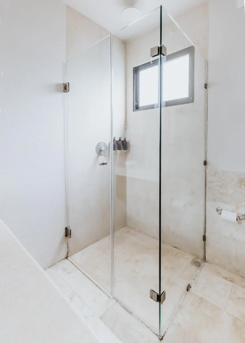 Image 3 of The Strabon Tulum