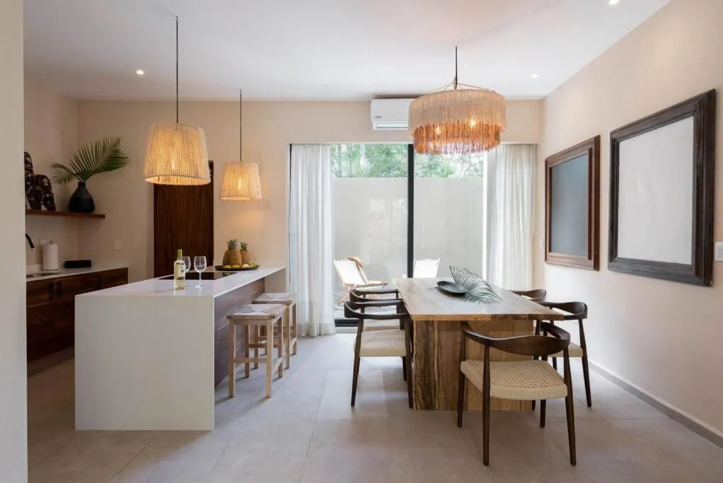 Image 2 of Toh4, downtown Tulum