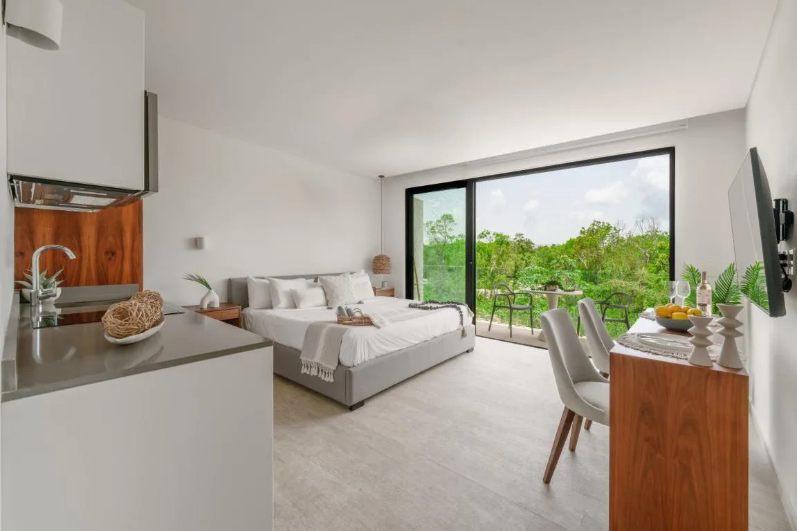 Image of Tropical Jungle at Central Lagunas – Panoramic Pool & Gym