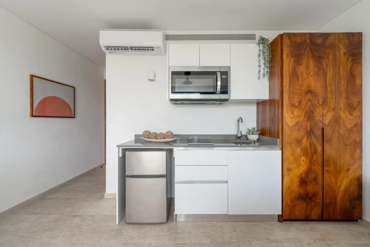 Image 4 of Tropical Jungle at Central Lagunas – Panoramic Pool & Gym