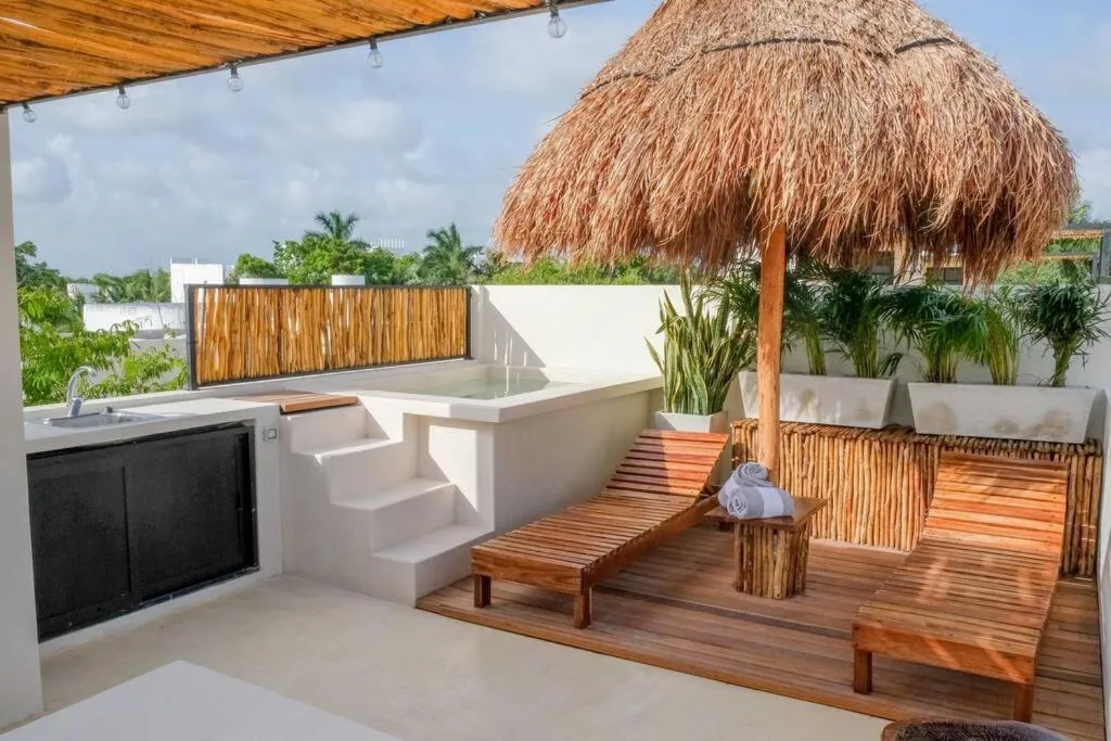 Image of Tropical Oasis Tulum Edition
