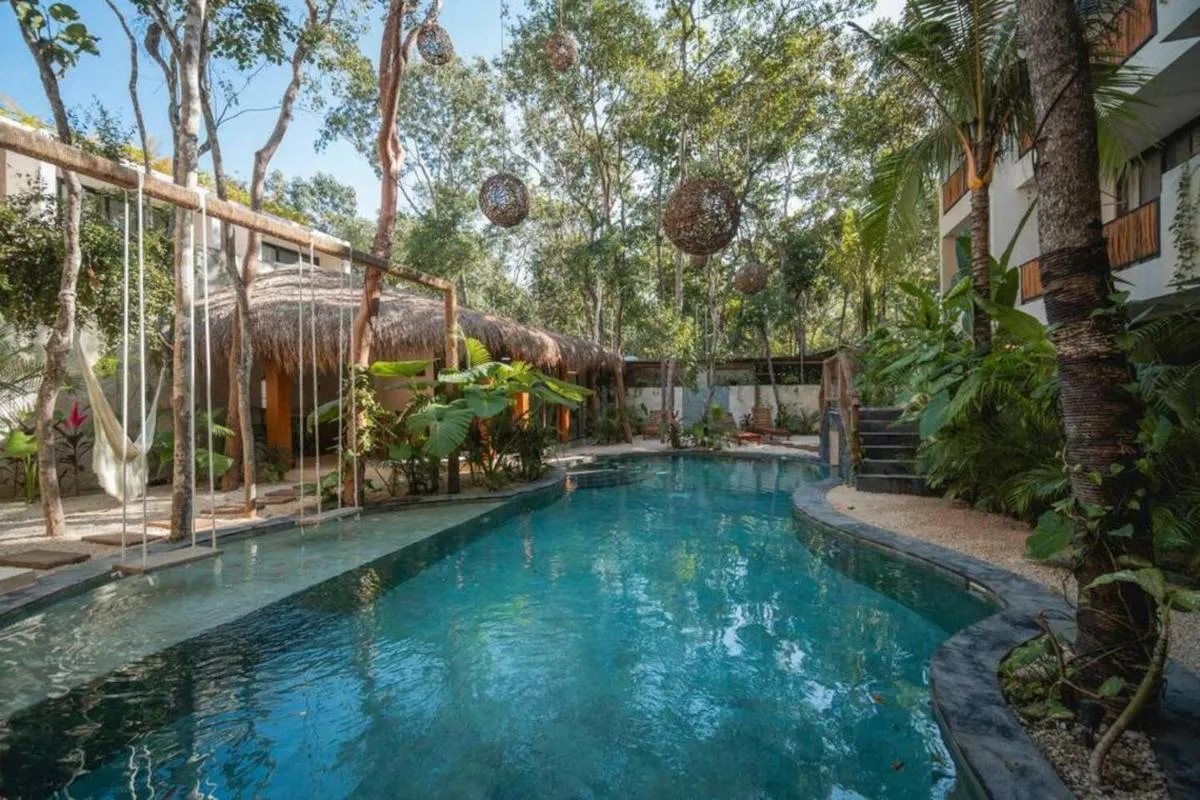 Image 3 of Tulum Getawaypooloffice Areagym