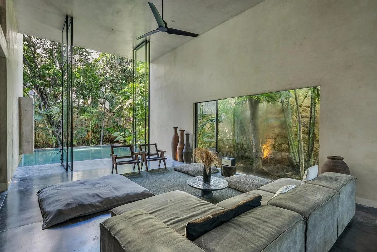 Image 3 of Tulum’s Famous Architectural Gem