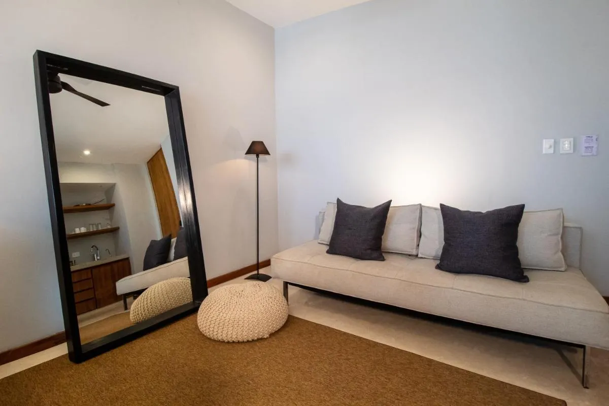 Image 3 of Unaluna by Rotamundos