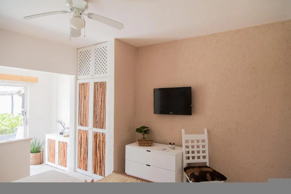 Image 2 of VR CLUB Tulum Riviera