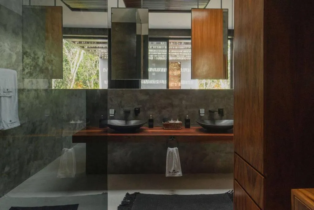 Image 2 of Villa Niburu 4 hab Exclusive House