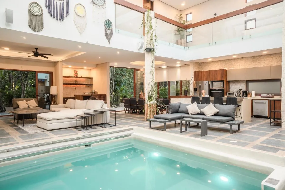 Image 1 of Villa Tikal