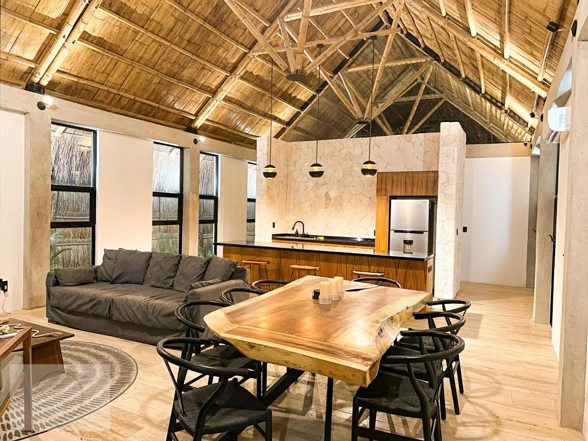 Image 2 of Villa Toh