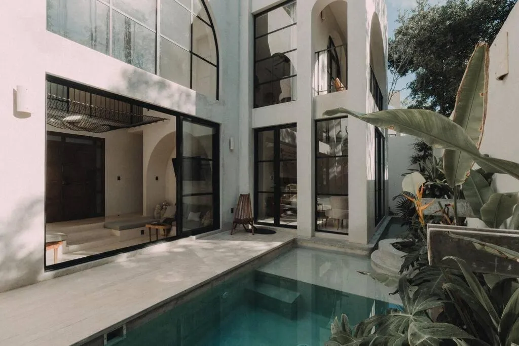 Image of Villa de Luz 4 Bedrooms & 2 Private Pools