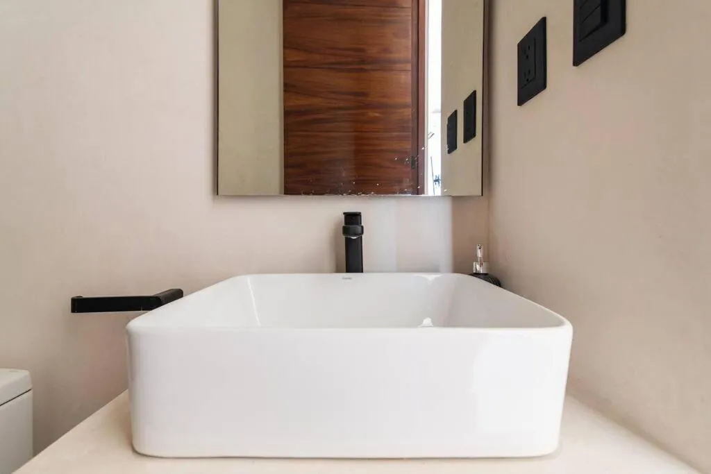 Image 1 of Xibalba 423 Estudio ideal para ti/Gym/Piscina/Tina BY SANDY PAWERFUL