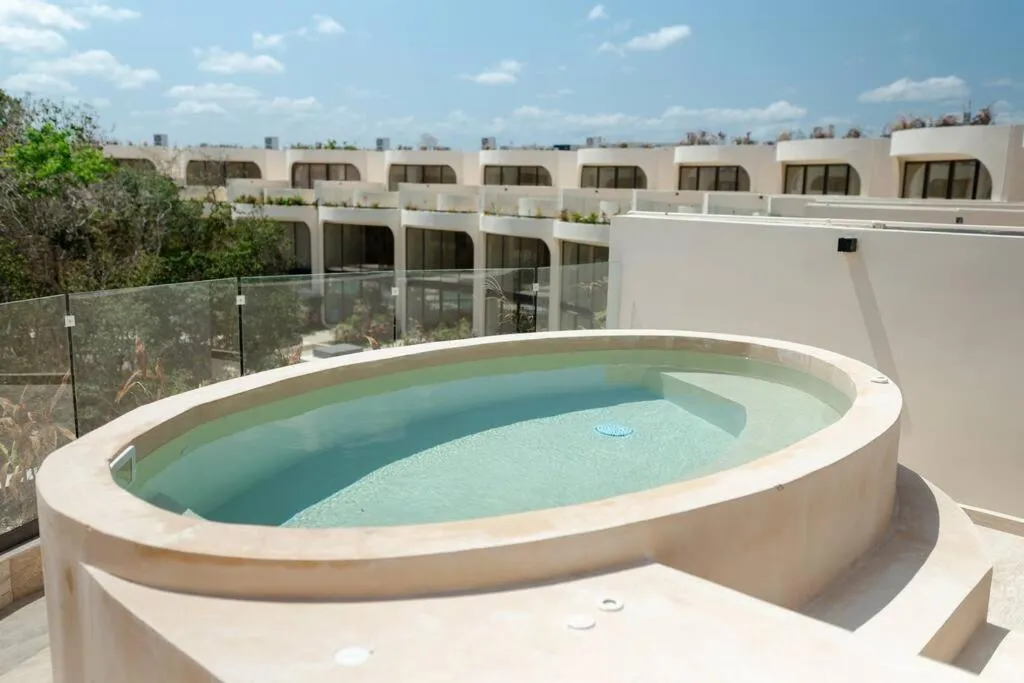 Image 1 of villa bali: 3bd & priv pool