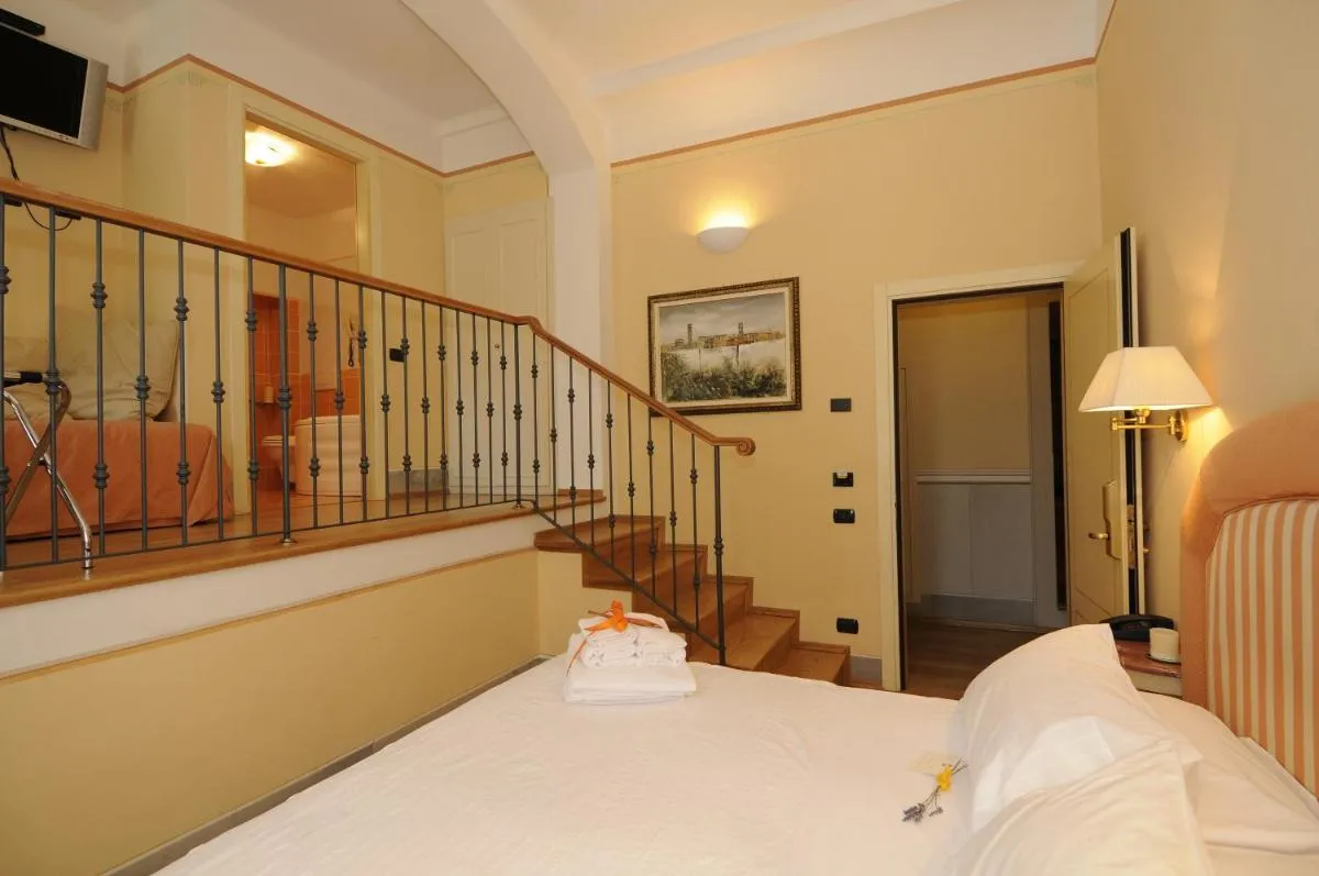 Image 2 of A Palazzo Busdraghi Residenza D’Epoca