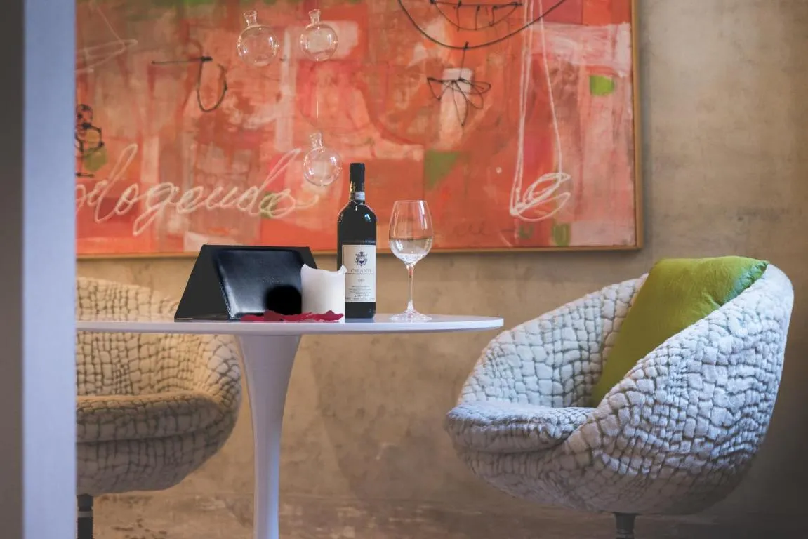 Image of ART SUITE GALLERY – Tuscany – medieval town close to Florence, Pisa, Lucca, Chianti Zone, Versilia