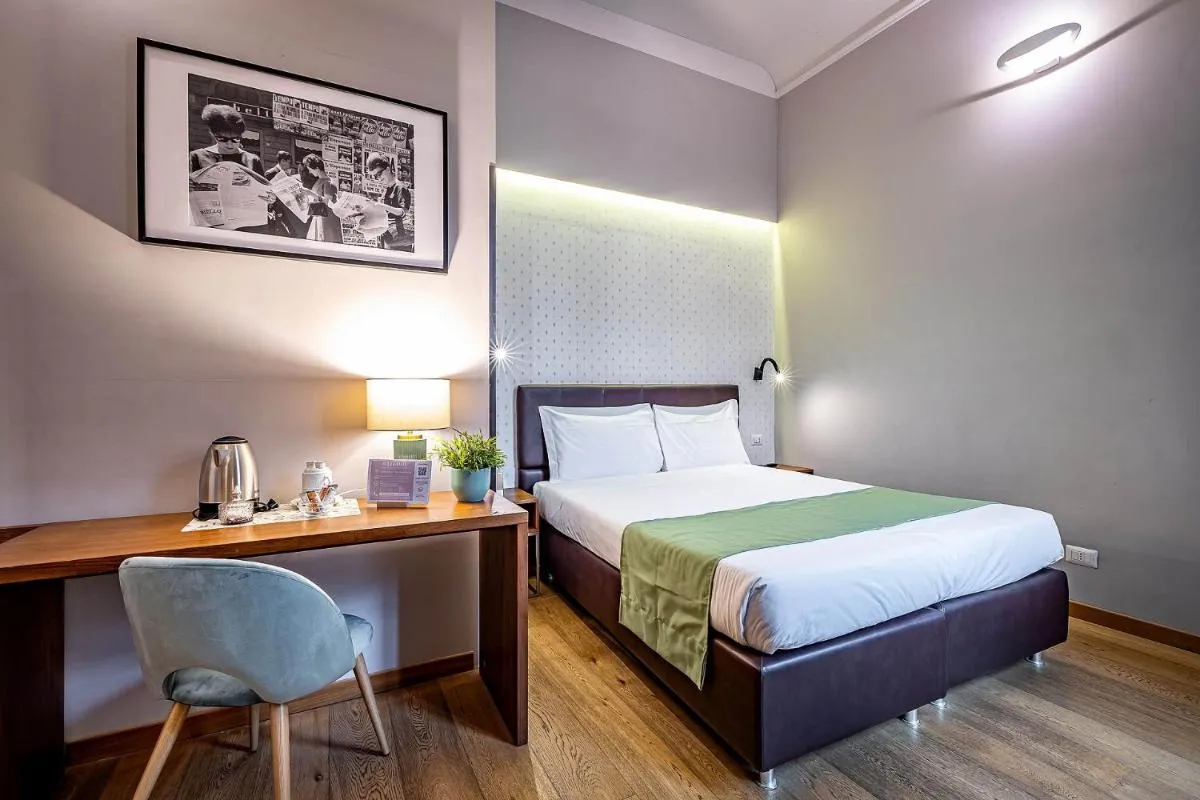 Image 5 of Antico Centro Suite