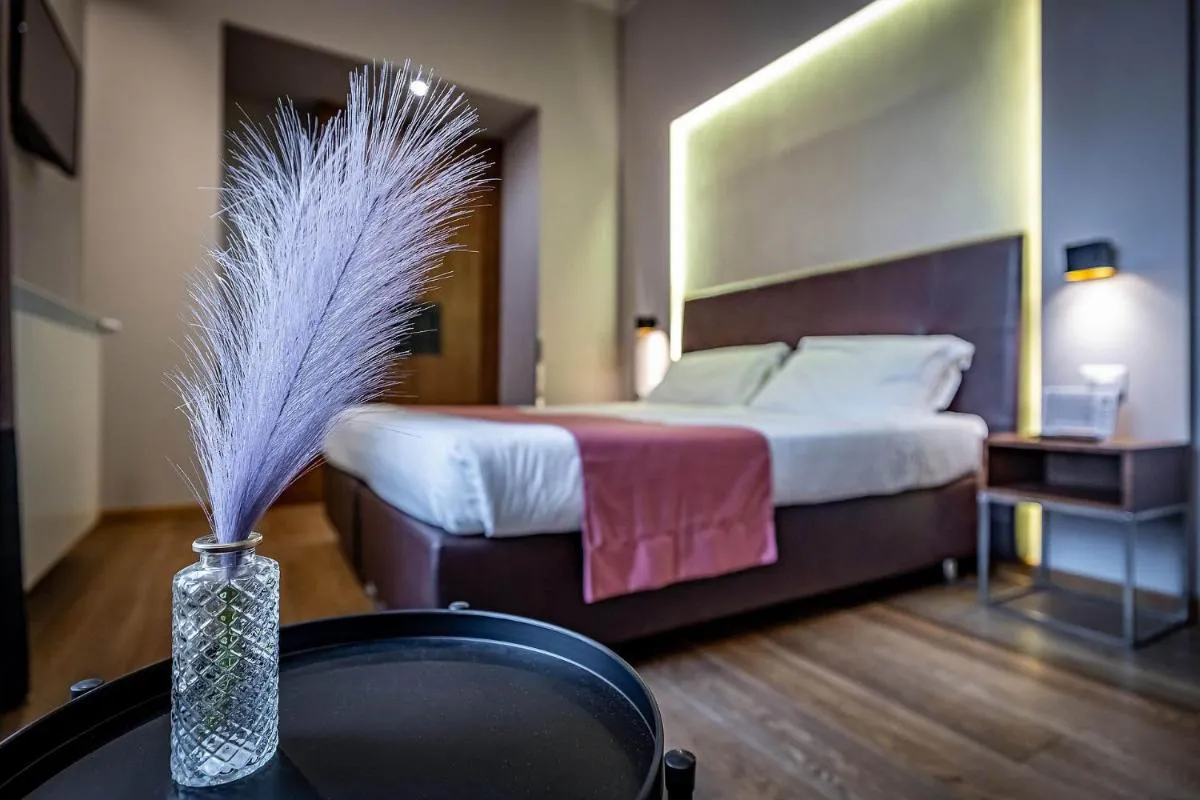 Image 6 of Antico Centro Suite