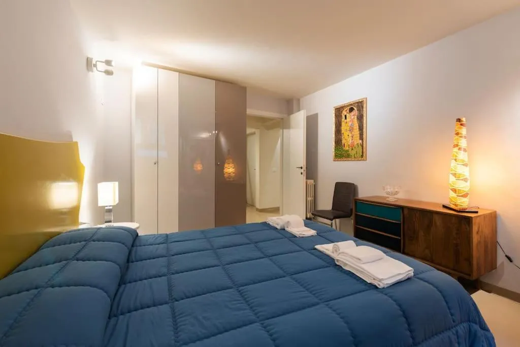 Image 1 of Arch Apartment Duomo – Florence