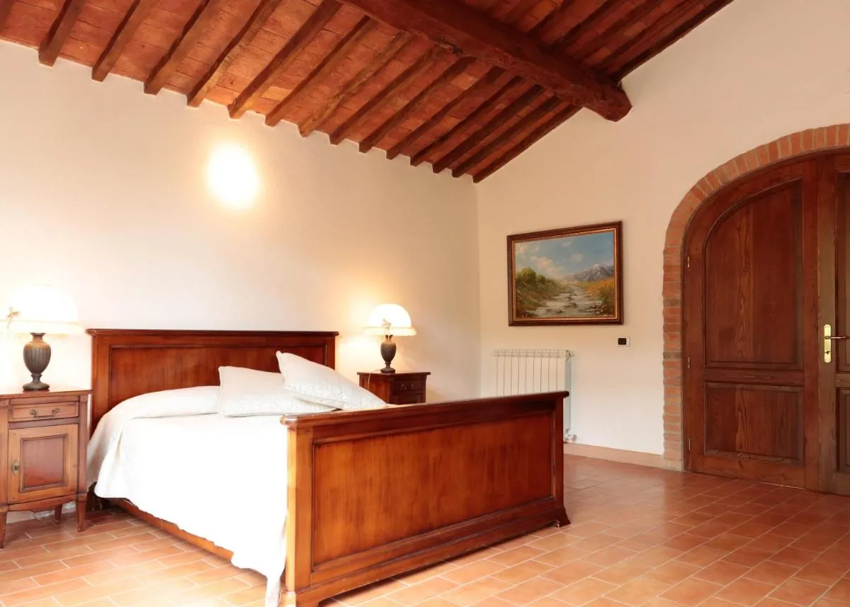 Image 2 of Borgo Poggio Bianco